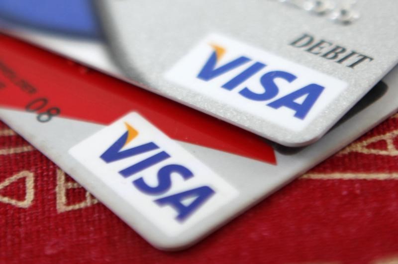 Visa призвала банки-партнеры начинать передачу процессинга по своим картам в НСПК